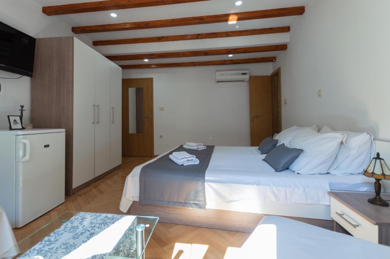 Camenno Apartments-The Heart Of Diocletian'S Palace-Open All Winter! Сплит Екстериор снимка