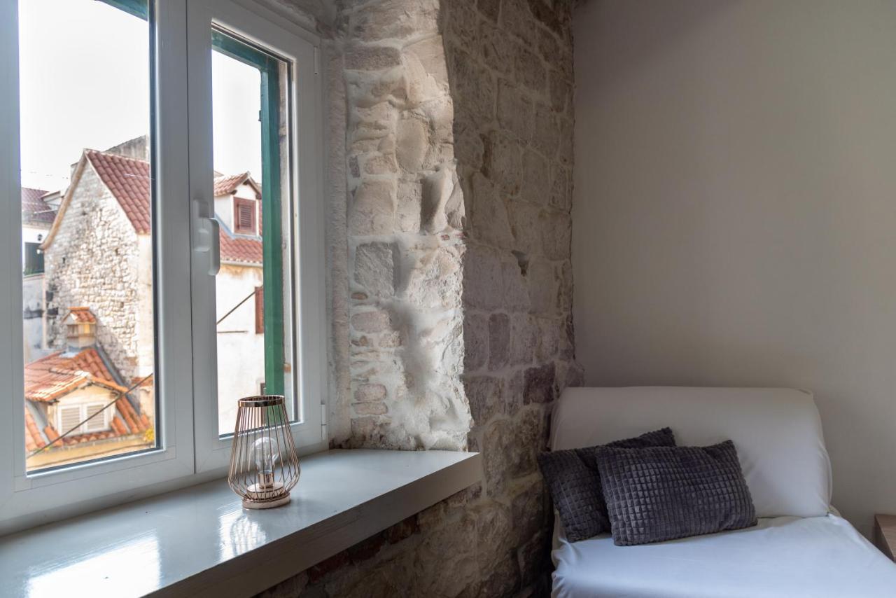 Camenno Apartments-The Heart Of Diocletian'S Palace-Open All Winter! Сплит Екстериор снимка